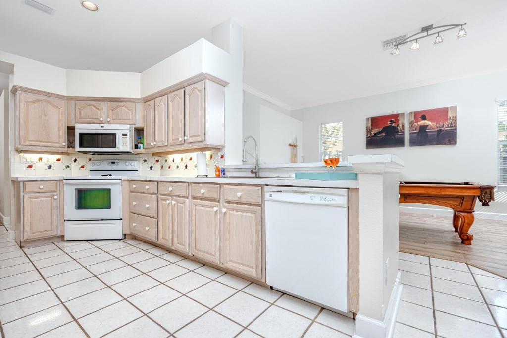 Palm Harbor Paradise - Lovely Home With Pool & Hot Tub 外观 照片