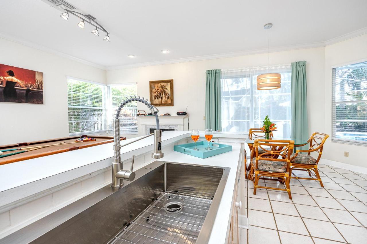 Palm Harbor Paradise - Lovely Home With Pool & Hot Tub 外观 照片